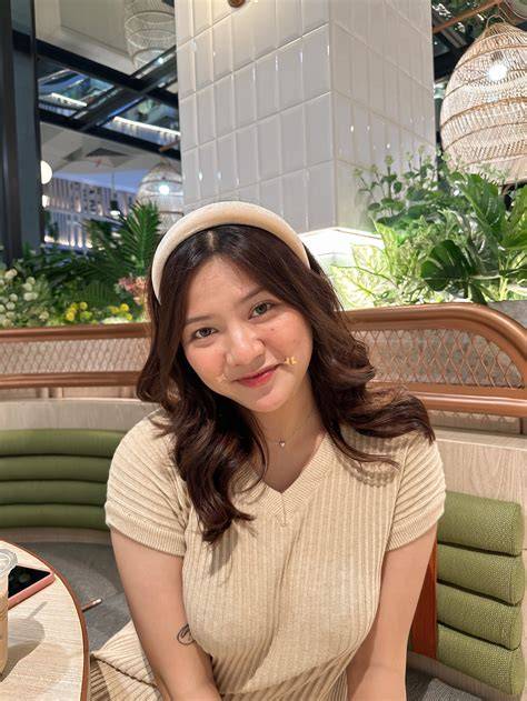 SeLeBgRaM MaLaNg lihat adegan ranjang deretan gokil parah lalu trendy nonton nyaman musisi image 1