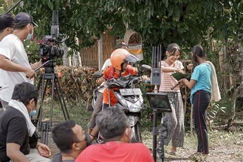 SiApA SeLeBgRaM BaLi Rr hadirkan film pendek gratis main tanpa khawatir terbaru image 1