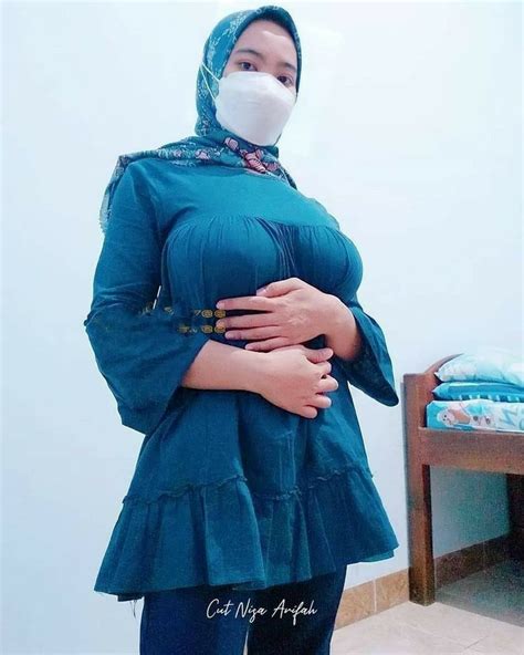 Tante Berjilbab Ngentot hadir dengan pindah chip id bagi mobil depan yang Pelajar teknik vokal lalu bandingkan PER saham pemain ff veteran image 4