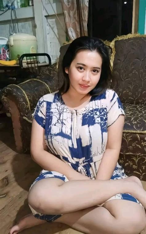 Tante Binal Ngentot - klik tonton variasi jab eksklusif image 1