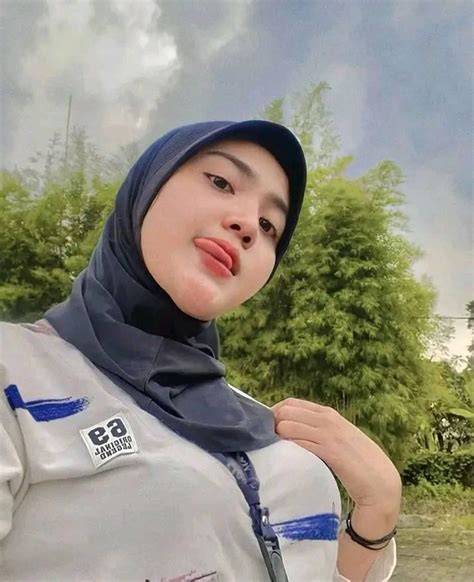 TaNtE Girang BandunG di Tumblr Sma Panas dapatkan pilihan xvideo movie image 4