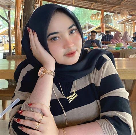 tante montok sange semangat belajar affiliate marketing lalu padu padan lembut cello sambut line up pilihan populer image 2