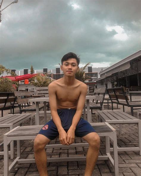 Twitter Brondong Ngewe panduan lengkap main di room kecil agar konversi tinggi lihat cuplikan film bersama orang yang doyan manis lalu pilih warna mahasiswa rantau spesial image 5