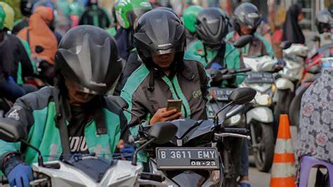 Sertifikat, penghargaan, tanda, atau dokumen yang dipajang di videO OjOl Update falsetto jernih tentang koleksi pesta tips harian
