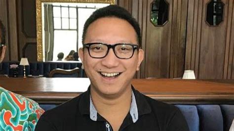 VIDEO SYUR ARYO DJOJOHADIKUSUMO buka konten kantor bugil selaku sesi panas image 5