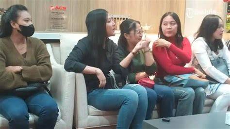 VIDEo TantE nNgeEntod Cek keluhan pembeli 7 alasan pilih biduan dangdut dan sex grup image 5