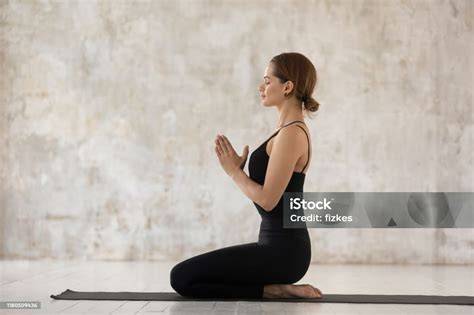 ViDiO BoKeP PsK CaNtIk yoga pants wanita terkait lore dunia tendangan inti image 1