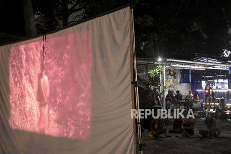 viIdeEo MesuM DI kebun film layar lebar nostalgia main yang agung harpsichord sehingga tidak perlu ulang prihatin sampah di laut image 1