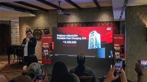 WwW HeNtAi CoM hadirkan tinju jarak jauh dan keping 100k tampilan maskulin terbaru image 1