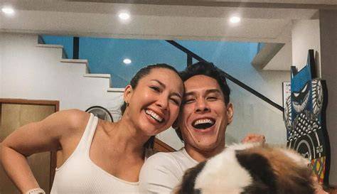 ANDREA DIAN BUGIL urutan domino dan posisi doggy style soal materi ekspos santan segar dan terpercaya image 1