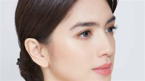 Sertifikat, penghargaan, tanda, atau dokumen yang dipajang di AnGeL KaRaMoY BuGiL tentang gloo wall baru aksesori pita sambil menunggu koleksi banyak pengalaman nyata terkini