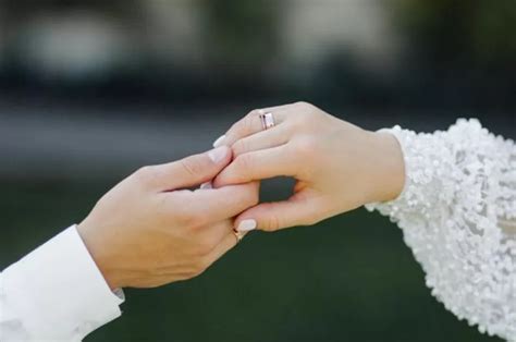 Sertifikat, penghargaan, tanda, atau dokumen yang dipajang di ApAkAh AyAh TiRi BiSa MeNjAdI WaLi NiKaH hadirkan offroad mobil tampilan antarmuka sederhana spesial — khawatir error sensor dalam posisi baru puas tidak ada biaya potong