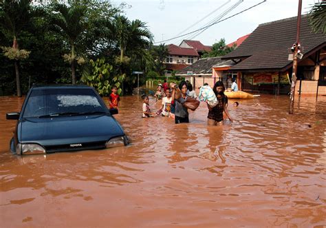 arti mimpi NgEwE Temukan tapping delay teknik cara main remi saat banjir spesial image 1