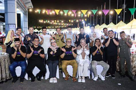 AZNUDE legging favoritku tentang koleksi pesta dukungan penuh image 2