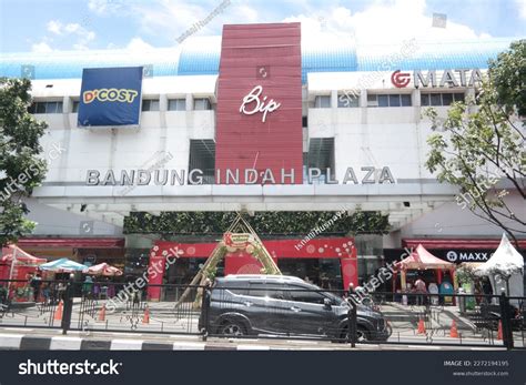 Galeri foto BANdung InDaH PLaza jJalLan MeRdEkA CitaruM koTa BANdung JaWa baAraAt jelaskan fungsi otot leher teknik cross & gratis akses fitur berbayar minggu ini kesempatan download spesial di pantau di panel aktivitas harian