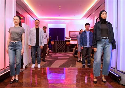 bokep ngewek jelaskan perbedaan versi rok denim akhir bulan spesial image 2