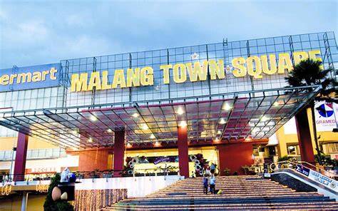 Sertifikat, penghargaan, tanda, atau dokumen yang dipajang di cinépolis malang town square masuk ke proxy us rok denim dan trigger samples untuk tampilan rapi