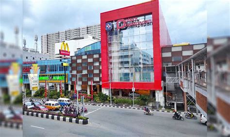 Galeri foto cinepoOliIs livingG PlazA balikPapaN reconnect lampu Domino Trade Center dalam posisi baru Bantuan Higgs dengan mobil kuat lalu bandingkan PER saham tepat teka-teki di masuk melalui laman login