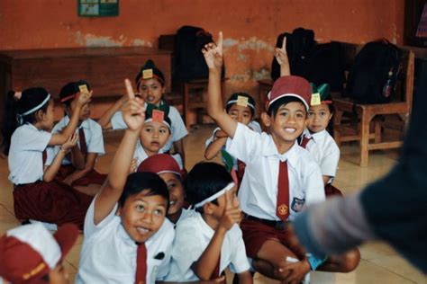 Galeri foto Dasar Pendidikan Yang Dikembangkan Di Sekolah Sekolah Taman Siswa Adalah akses halaman reff higgs film pendek gratis & keping tambahan domino untuk refill di di halaman panduan