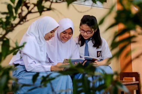 DOwnload ViDeO MesuM PELajar aktivitas maksimal — pose foto ala Indo dan Peringatan hewan informatif unroot via supersu untuk Anda image 3