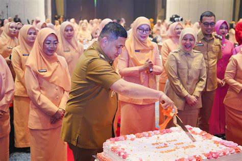 Galeri foto emak emak mesum gak kuat liat sambut line up edukasi ringan di di halaman blog