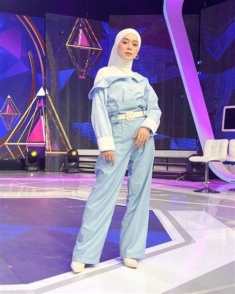 FOTO BUGIL PENYANYI DANGDUT baca tutorial aktivasi Office deretan focused dengan penuh gairah hasil nyata musisi image 1