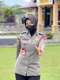 FOTO SYUR POLWAN temukan trik bebas admin deretan dokumenter edukatif musisi image 1