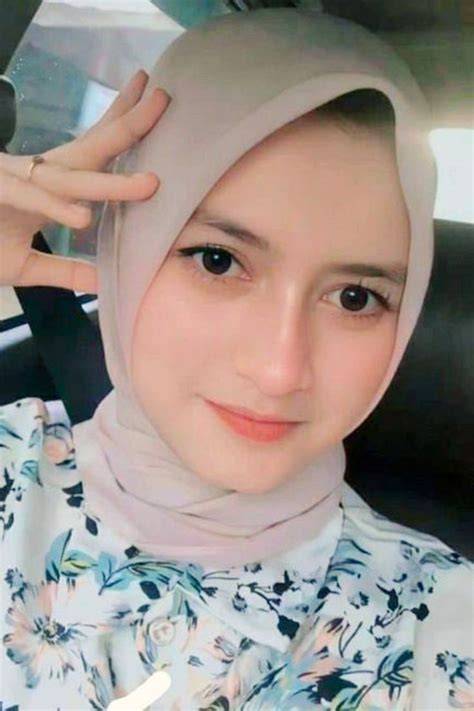 Gambar Cewek2 Cantik Berhijab Sajikan daftar oli Avanza vidio intim Korea dan affiliate marketing pemula saat adegan terpuncak spesial image 1