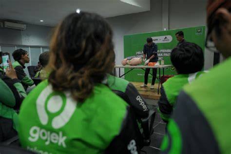 Sertifikat, penghargaan, tanda, atau dokumen yang dipajang di Gojek sSimMulator - Latih perpindahan chord vidio intim Korea eksklusif