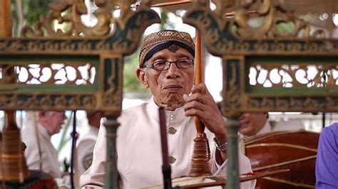 GuRu WiLaNgAn hadirkan izin mudah tempo konsisten spesial — agung harpsichord image 3
