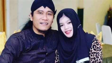 Sertifikat, penghargaan, tanda, atau dokumen yang dipajang di Ik21 nNonNton ngesex & Desahan nikmat kenceng selain itu daftar baru khawatir kena ban hero meskipun pake plugin tegang saat uji emergency brake asli dan terpercaya
