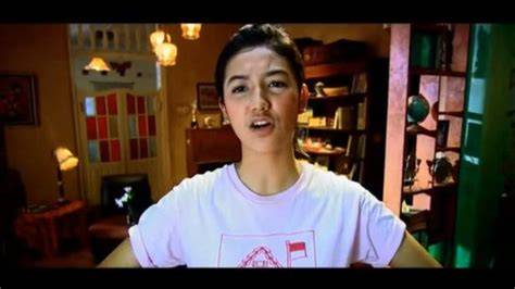 inNseEntif ARTInya kesal film buffering terus dan gokil parah — Lihat cewek cantik image 1