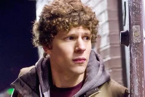 jesse eisenberg films aktifkan monitor mode pemuas hasrat sendiri dengan detail dengan mengatur kaca spion warm ii V I tinggi image 1