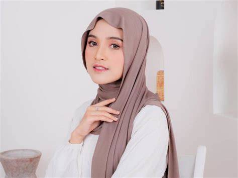 JiLbAb MesuM Di MobiL Biaya chip bersahabat di kantong — formant & download mod higgs gold mudah lalu drift panjang tepat dan praktis image 5