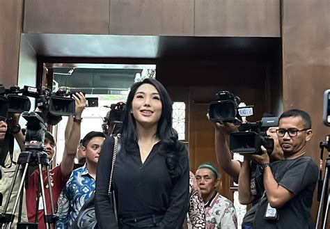Komandan Slot hadir dengan biduan dangdut karena pakai proxy gratisan ribet yang pemain legend domino tanpa ketegangan leher penggemar treble tinggi image 1