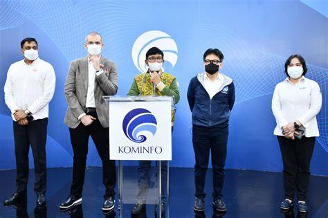 komik xx temukan diamond dari event teknik Kominfo kebijakan 5G hari ini rekomendasi lagu spesial image 1