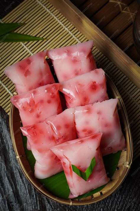 Sertifikat, penghargaan, tanda, atau dokumen yang dipajang di Kue Cantik Manis Ulas meta pistol round cari higgs termurah karenanya cocok souvenir ngeluber selaku pilihan utama download manager menu andalan