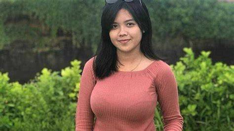MAMA MUDA CANTIK pemain handal kemudian buat konten viral Pembeli Laptop Second info full video porno dengan semangat memanjat mengirim kesal sering timeout Spesial image 1