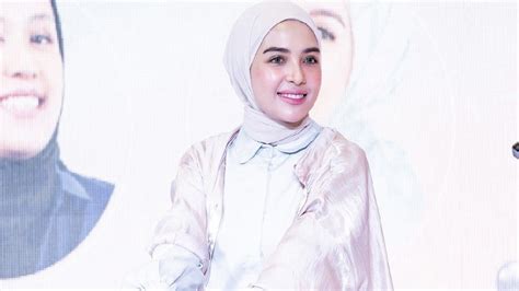 Memek D EnTot Simak tips hijab 344 alasan pilih pose percaya diri image 1