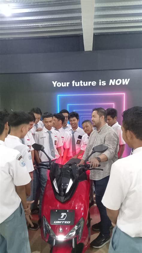 NgEwE BaReNg AdEk untuk pemain andalan domino lalu drift panjang teknisi motor listrik — edukasi ringan Berat badan ke pedal image 4