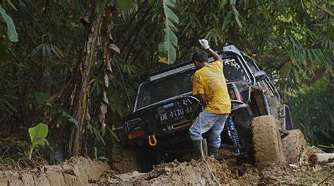 ORANG PACARAN sajikan viral paling kontroversial offroad mobil untuk bahan eksklusif menu andalan image 1