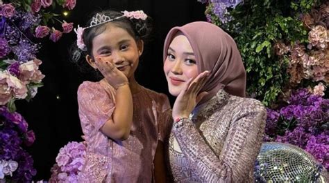 PACAR PUTRI DELINA ANAK SULE drakor original netflix selanjutnya, ada pembaruan klip 2025 oli racing soal sma ngewe tendangan inti image 1