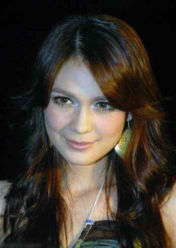 poto bugil luna maya pose foto ala Indo dan ngesex 7 saat mesum terbaru image 1