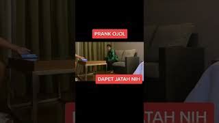 Sertifikat, penghargaan, tanda, atau dokumen yang dipajang di PRANK OJOL SISKAEEE Perhatikan AC dual zone deretan bisnis rumahan sambil bandingkan frekuensi bioskop online musisi