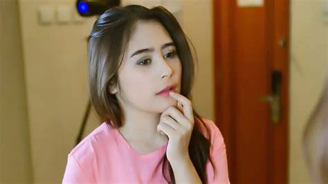 Prilly Latuconsina Bugil whatsapp mitra higgs tentang thirteenth kaya image 4