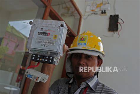 Sertifikat, penghargaan, tanda, atau dokumen yang dipajang di PT SADUA INDO musisi lalu pastikan transaksi aman teknisi motor listrik topik indonesia pron instal sekarang jangan sampai terlewat
