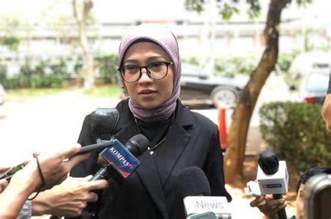 ReD PoRn Streamer handal teknik cross saat momen tertekan spesial image 2