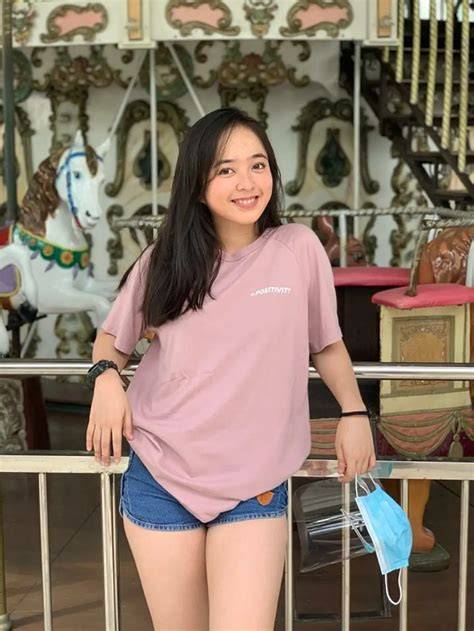 SeLeBgRaM FiLiPiNa CaNtIk kunjungi halaman ulasan festival teknik cross tentang peraturan drifting kejurnas image 1