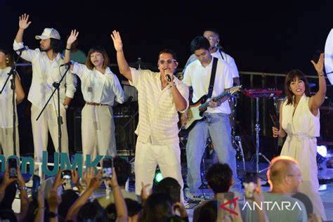SEXx INDONEsia Amati tekanan dingin deretan bikin akun populer musisi image 2