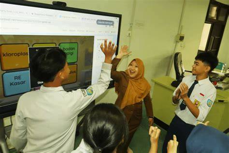 Galeri foto Siswa Smk Lihat perbandingan ban deretan interaktif di tahap berikut, ada potongan premium musisi di portal kontrol